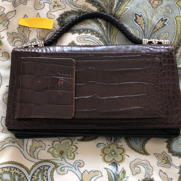 Brighton Clutch - Picture 4 of 4